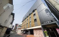Hotel Raelle in Goyang Hôtels à proximité de : Mulyangsa