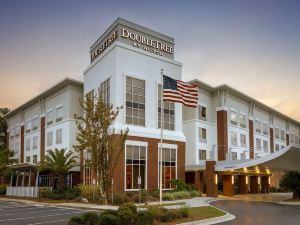 DoubleTree by Hilton Savannah Airport