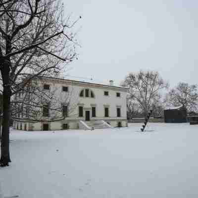 La Barchessa di Villa Pisani Hotel Exterior