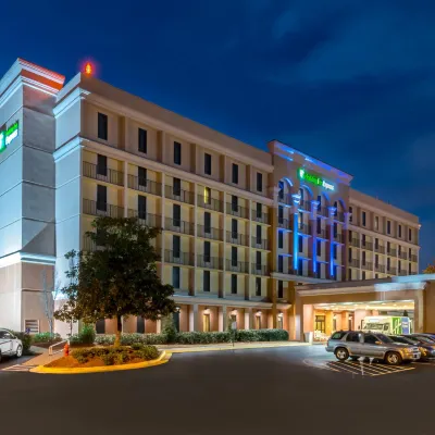 Holiday Inn Express 亞特蘭大機場科利奇帕克 鄰近东点的酒店