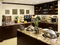 Homewood Suites by Hilton Sudbury - Breakfast