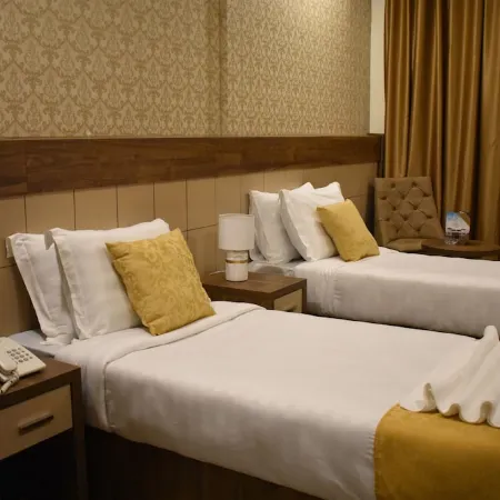 Snood Al Narjis Hotel Отели рядом с Аэропорт Кинг Халид