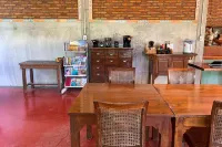 The Country Lake Nature Lodge Hotel