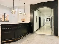 Chaleelay Hotel