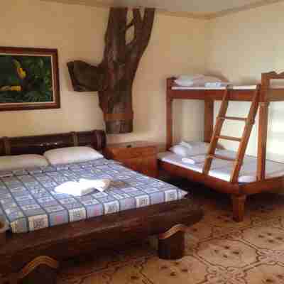 Vasco's Resort Rooms