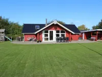 "Thorgot" - 400m from the Sea
