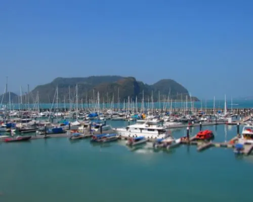 Ramada by Wyndham Langkawi Marina Các khách sạn gần Đại bàng Plaza