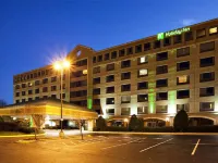 Holiday Inn 夏洛特大學 北卡羅來納大學夏洛特分校附近的飯店