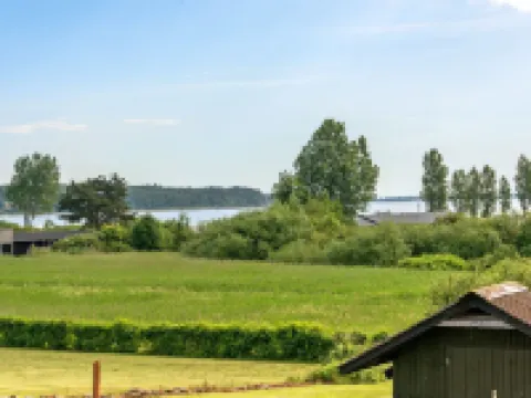 "Ellyn" - 500m from the Sea โรงแรมในฮาเดอร์สเลฟ