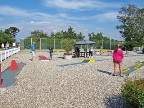 "Stasia" - 75m from the Sea