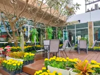 黎府布利斯生活酒店 鄰近Niramit Phu Bo Bit Bureau of Monks的酒店