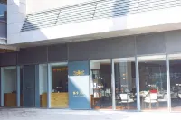 Shanshuizhijian Apartment (Chiling Road)
