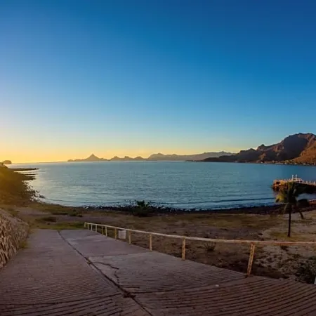 Hotel Playa de Cortes
