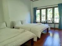 Sanfhan Resort Hotels in Khao Chaison
