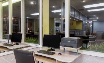 Days Inn by Wyndham Melbourne