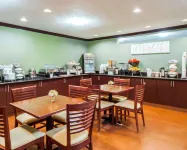 Sleep Inn & Suites Edmond Near University - Breakfast
