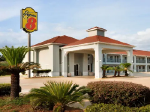 Super 8 by Wyndham Lake Charles Northeast Hotels in Lake Charles
