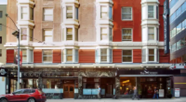 더 모서 호텔 모나크 주변 호텔