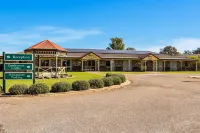 Quality Inn Carriage House Hotels in Gumly Gumly