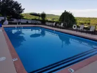 Quality Inn Clinton North Hotels in Fairfield Bay