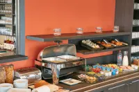 Kyriad Pontarlier - breakfast