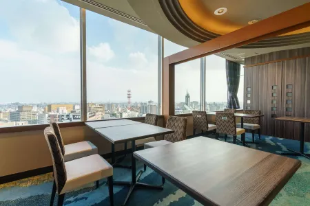 Toyama Excel Hotel Tokyu Отели рядом с достопримечательностью «Университет Тояма»