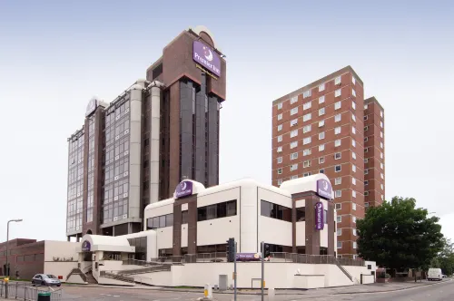 Premier Inn Sunbury (Kempton Park) Hôtels à : Sunbury-on-Thames