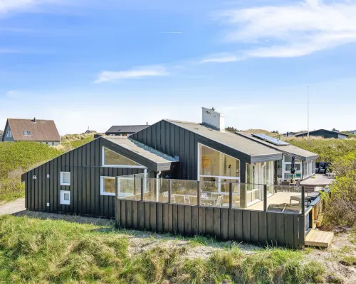 "Dijana" - 150m from the Sea Hotels in Saltum
