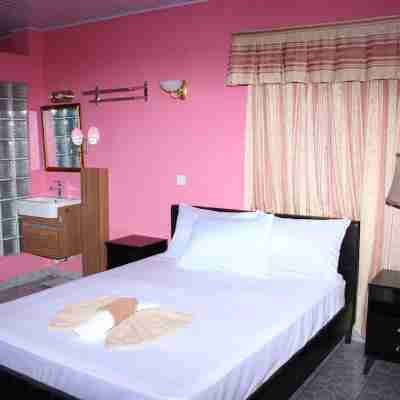 Quality Inn Suites, Guyana Rooms