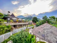 Amerta Cafe & Resort Các khách sạn ở Sukamakmur