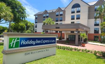 Holiday Inn Express & Suites FT Lauderdale N - Exec Airport