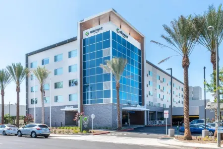 Element Irvine Отели рядом с достопримечательностью «Университет Калифорния, Ирвайн Дивижен оф Контининг Эдьюкейшен»