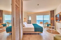 Universal Hotel Aquamarin