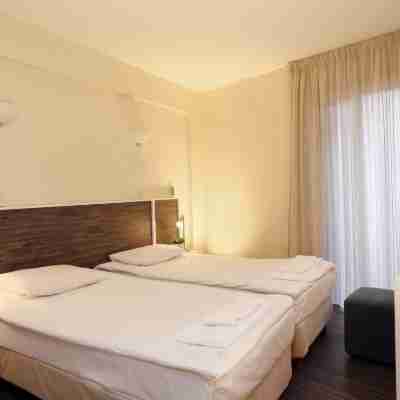 Centrum Hotel - City Center Rooms