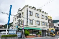 Kawaguchiko Station Inn