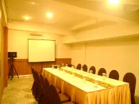 Fovere Bandara Semarang Hotels in West Semarang
