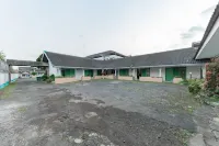 RedDoorz @ Jalan R.E. Martadinata Sukabumi - 2 Yıldız