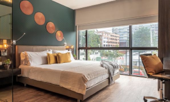 4. 소이 로칼 우사..