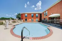 Days Inn by Wyndham Dallas Plano Hotels in Plano
