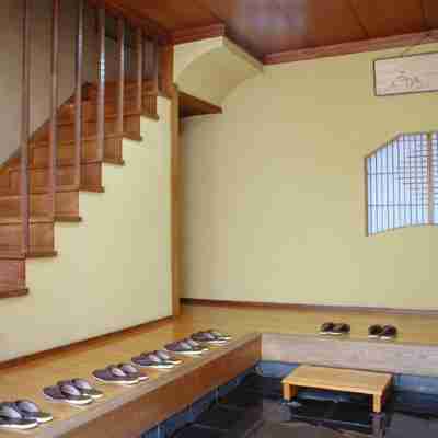 Sushi Ryokan Tsuneten Others