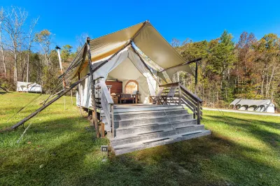 Under Canvas Great Smoky Mountains Hotéis em Pigeon Forge