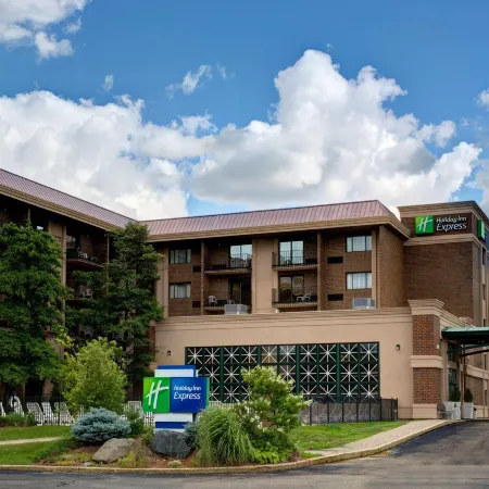 Holiday Inn Express ROLLING MDWS-SCHAUMBURG AREA by IHG