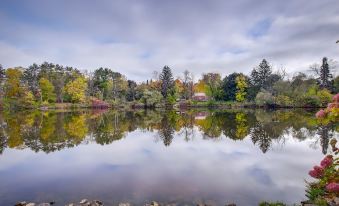 Charming Clintonville Retreat - Relax and Kayak!