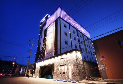 구미 봉곡동 호텔 마천루