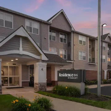 Residence Inn Boston Dedham Отели в г. Дедхэм