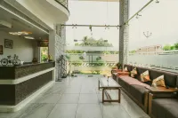 White Pearl Residency Hotel di Periyamudaliyar Chavadi