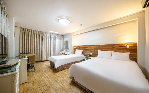 Yeongju Punggi Tourist Hotel - Motels