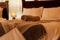 Zambezi Family Lodge - Rhino Room - Bathtub