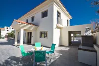 Protaras Holiday Villa DV1