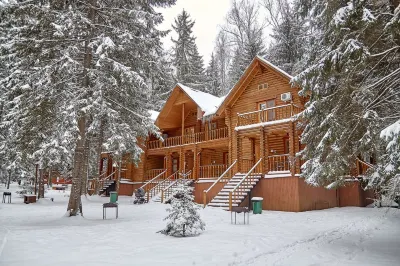 Istra Holidej Hotel Hotel in zona Pyatnitskiy Plyazh